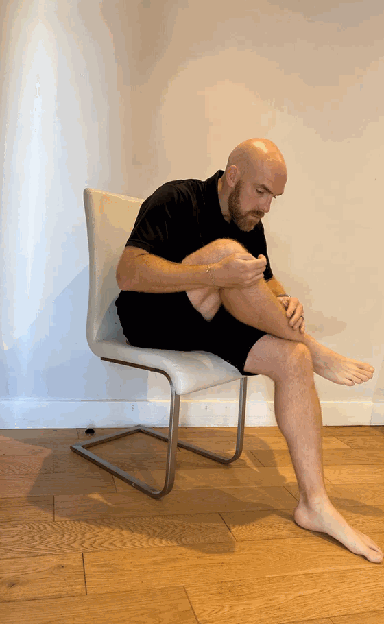 Fault: the knee stays high, or the lean is blocked